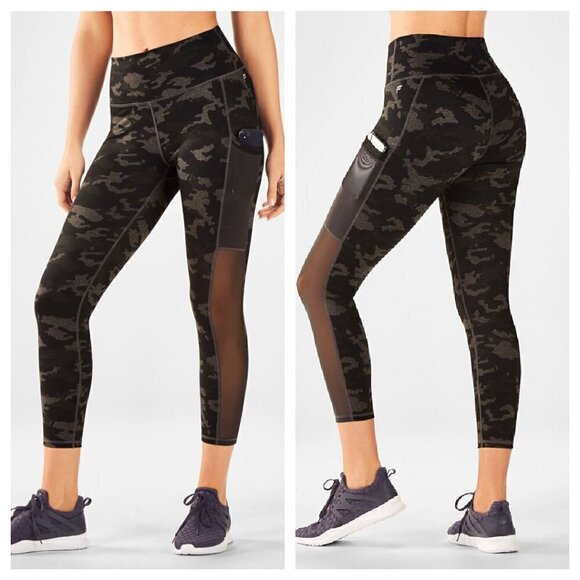 Fabletics PowerHold On-the-Go Camo Crop Leggings - Picture 1 of 6